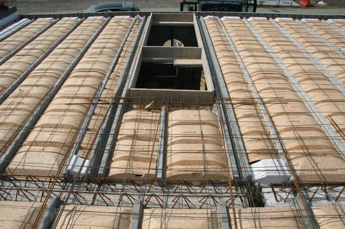 poutre-plate-beton-ppr-20x7cm-3-90m-rector-1